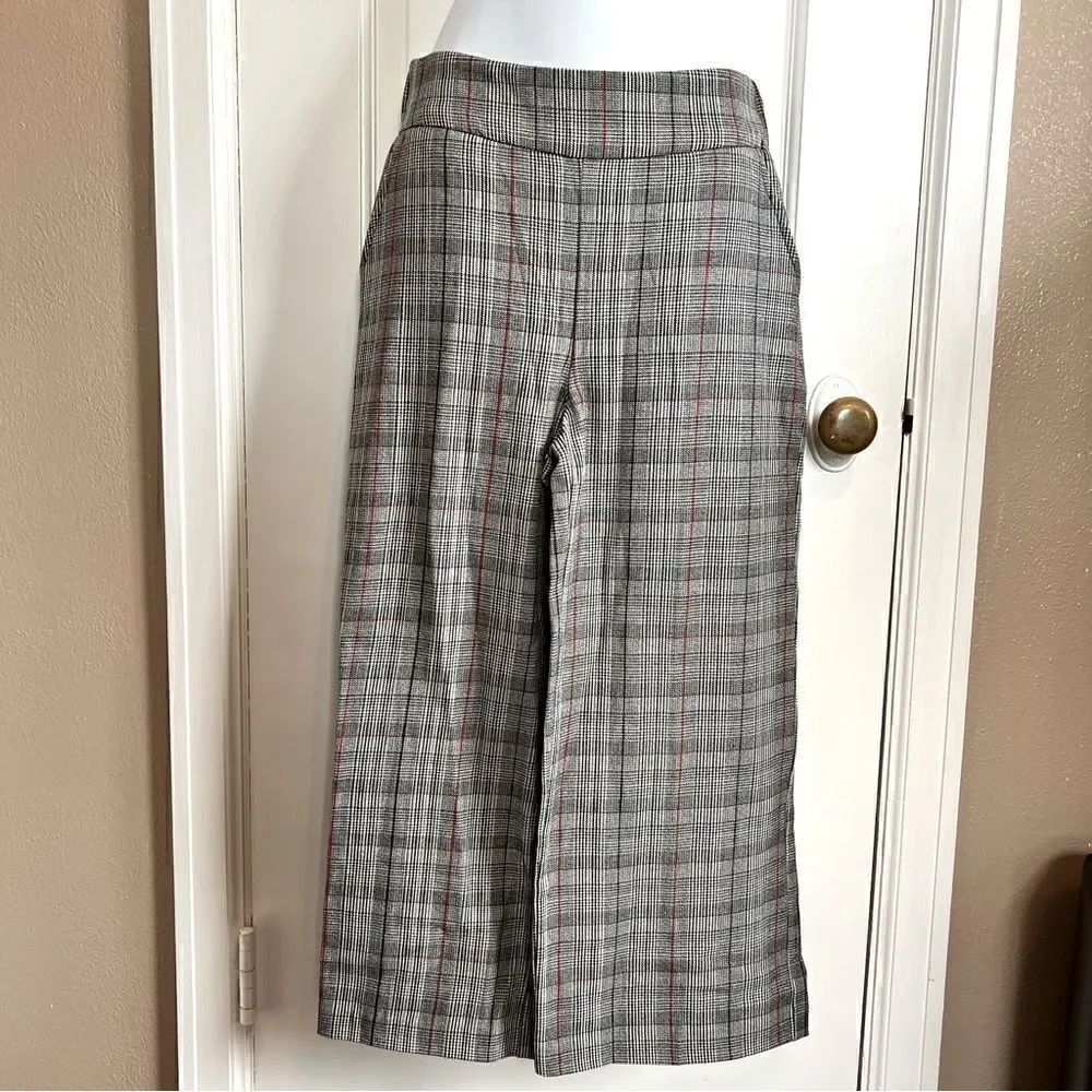 Candies Women’s Plaid slacks with pockets small